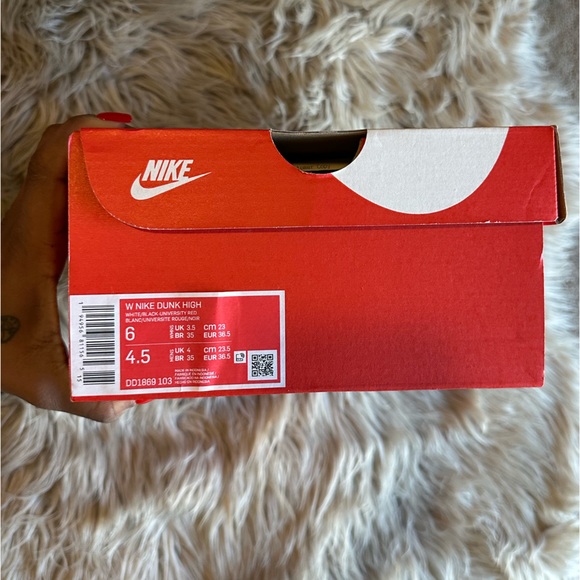 Nike Panda Dunk High - Picture 5 of 5